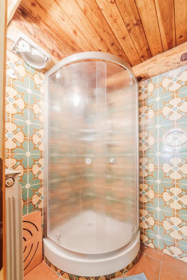 Voglia Di Veglia Hotel Варцо Екстериор снимка