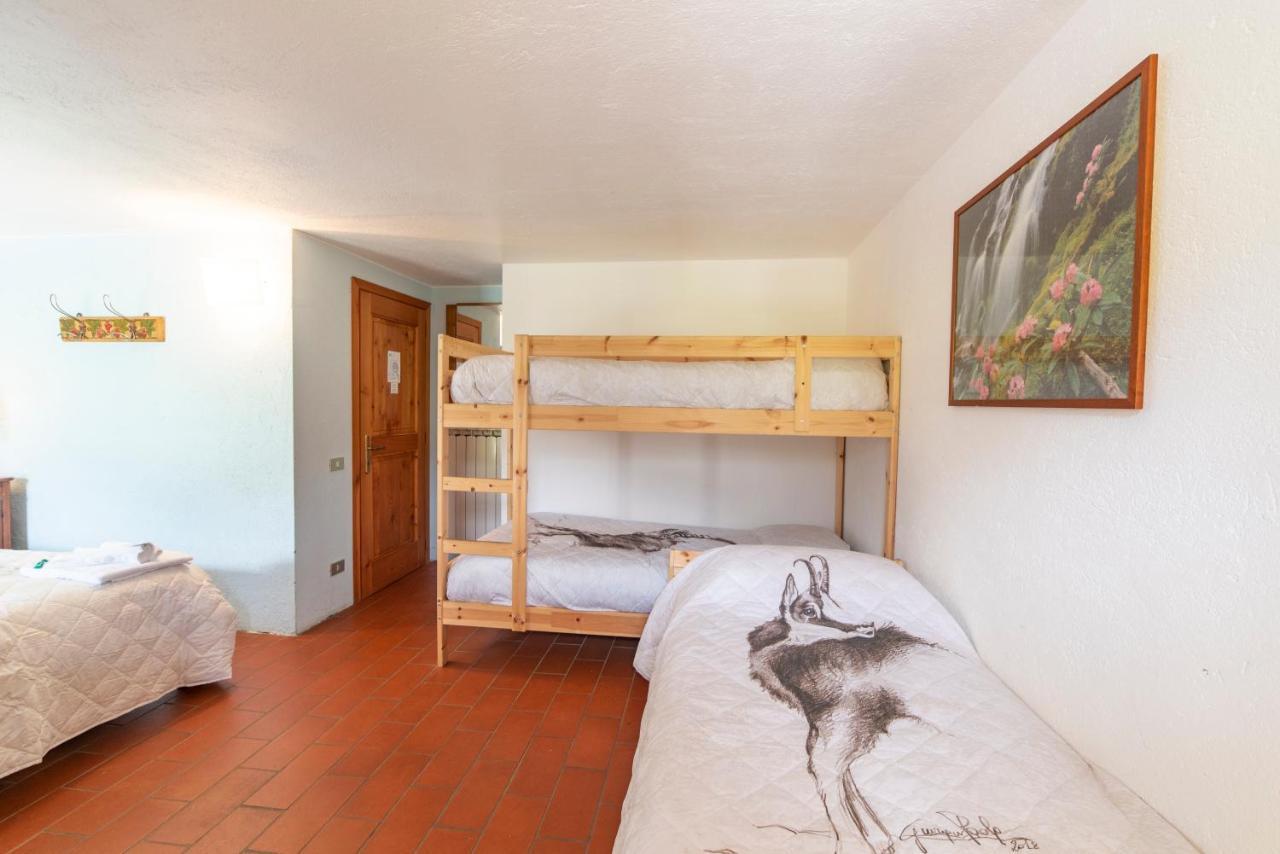 Voglia Di Veglia Hotel Варцо Екстериор снимка
