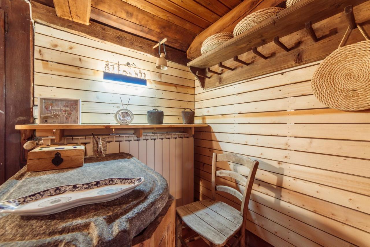 Voglia Di Veglia Hotel Варцо Екстериор снимка