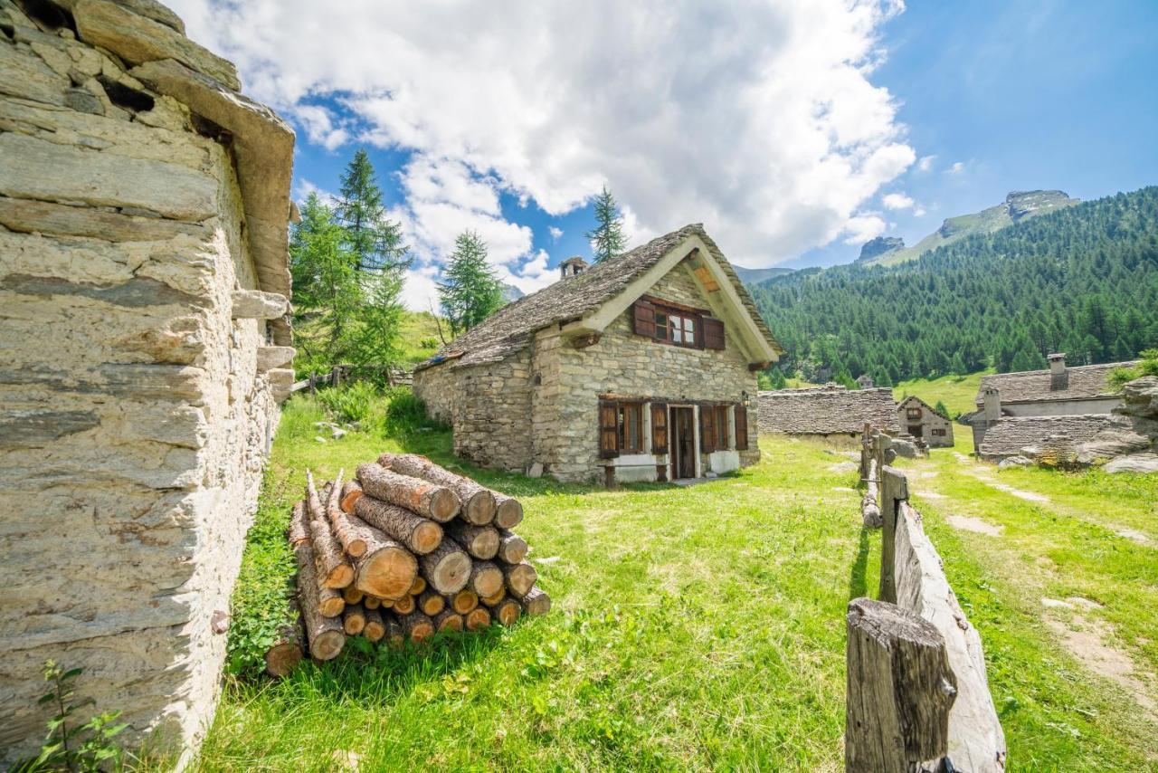 Voglia Di Veglia Hotel Варцо Екстериор снимка