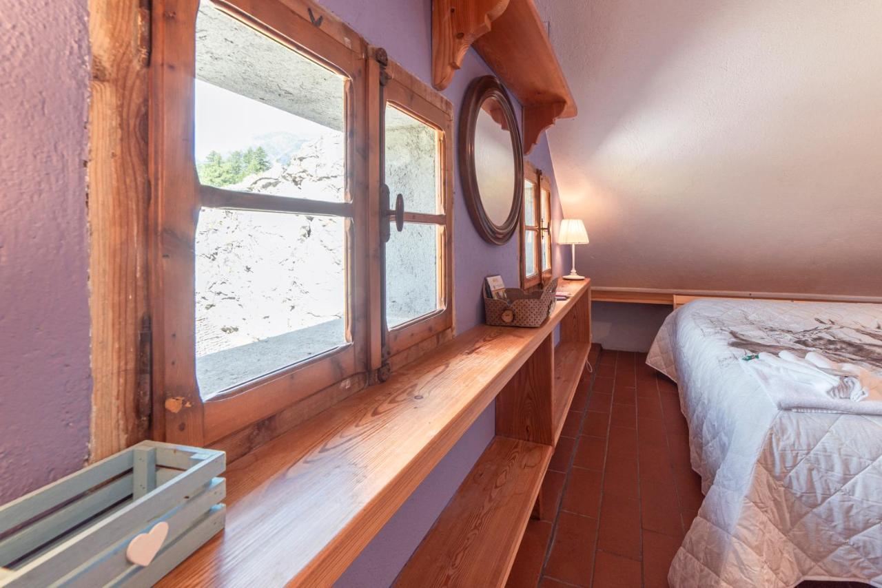 Voglia Di Veglia Hotel Варцо Екстериор снимка